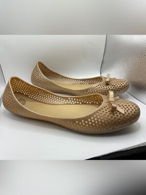 Mel Dreamed By Melissa Perforated Bow Ballet Flats Gold Jelly Shoes Women’s 8
